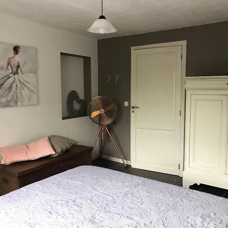 Apartment Dans Maison De Charme. Anthisnes